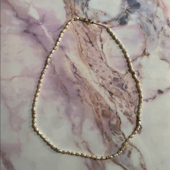 Jewelry - 14k Gold and Pearl necklace